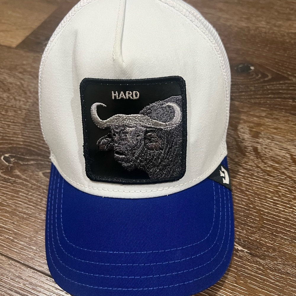 Goorin bros the farm hat buffalo White and Blue Cap with Bull Patch